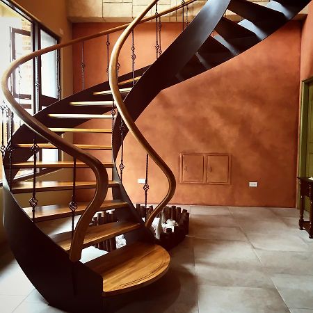 Red Roof B&B T'ai-tung Zewnętrze zdjęcie
