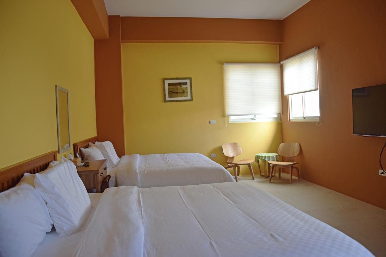 Red Roof B&B T'ai-tung Zewnętrze zdjęcie