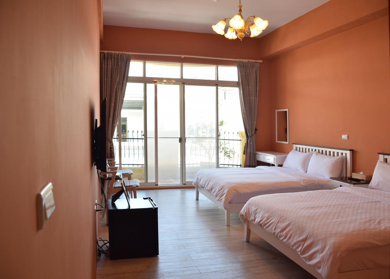 Red Roof B&B T'ai-tung Zewnętrze zdjęcie
