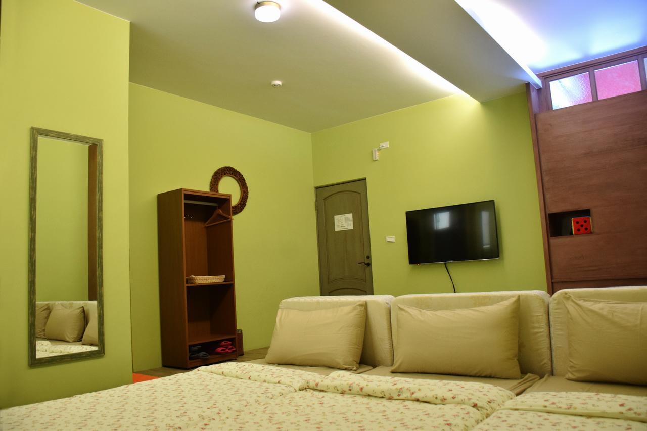 Red Roof B&B T'ai-tung Zewnętrze zdjęcie